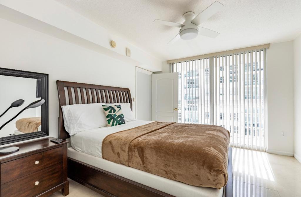 Two Bedroom Oceanview Apartment In Brickell 迈阿密 外观 照片